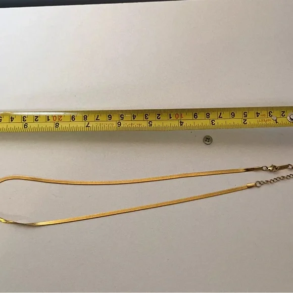 Gold plated herringbone chain - Picture 6 of 9